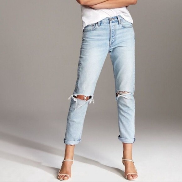 Aritzia Denim Forum The Ex Boyfriend High Waisted Distressed Jeans Size 32 - Picture 1 of 15